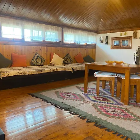 Appartement Raisa 12 *